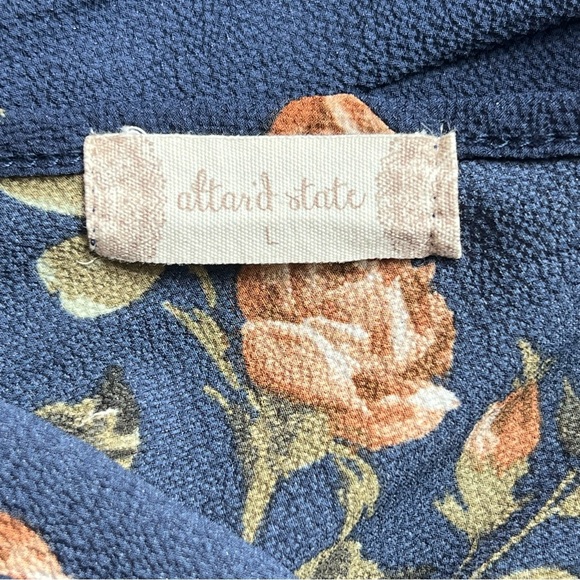 Altar'd State Floral Cold Shoulder Dress Ruffle Hem Navy Blue Peach Roses Large‎ - Picture 6 of 7